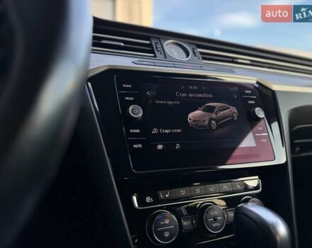 Серый Фольксваген Arteon, объемом двигателя 1.97 л и пробегом 141 тыс. км за 23990 $, фото 55 на Automoto.ua