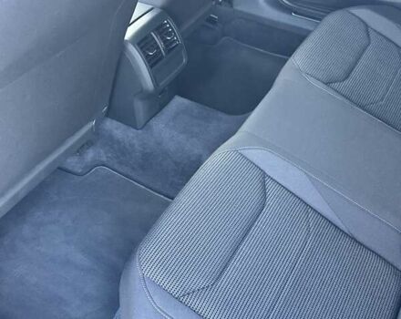 Серый Фольксваген Arteon, объемом двигателя 2 л и пробегом 281 тыс. км за 18700 $, фото 9 на Automoto.ua