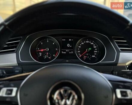 Серый Фольксваген Arteon, объемом двигателя 1.97 л и пробегом 141 тыс. км за 23990 $, фото 52 на Automoto.ua