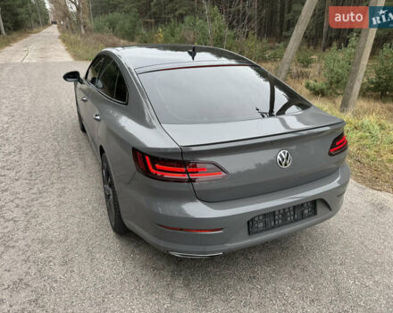 Серый Фольксваген Arteon, объемом двигателя 2 л и пробегом 142 тыс. км за 25900 $, фото 8 на Automoto.ua