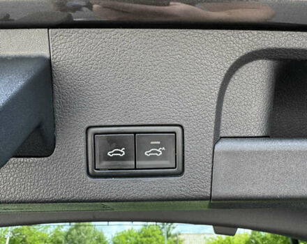 Серый Фольксваген Arteon, объемом двигателя 2 л и пробегом 158 тыс. км за 30450 $, фото 61 на Automoto.ua