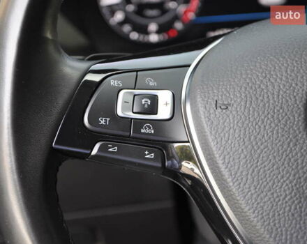 Серый Фольксваген Arteon, объемом двигателя 1.98 л и пробегом 108 тыс. км за 29000 $, фото 29 на Automoto.ua