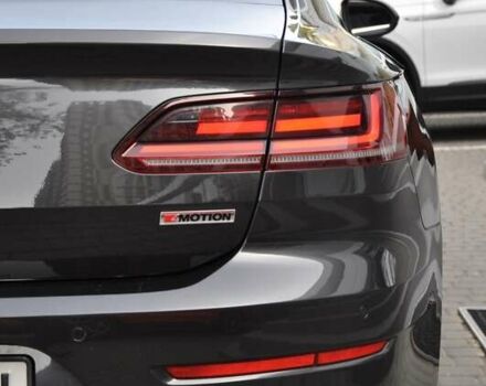 Серый Фольксваген Arteon, объемом двигателя 1.98 л и пробегом 108 тыс. км за 29000 $, фото 6 на Automoto.ua