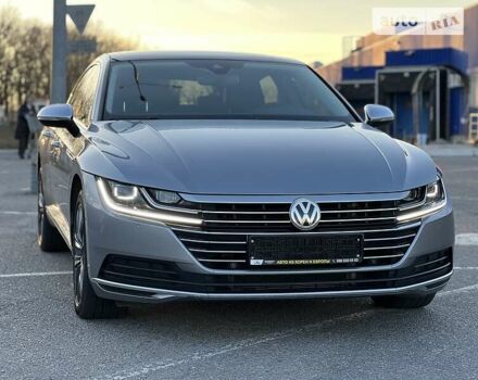 Серый Фольксваген Arteon, объемом двигателя 2 л и пробегом 66 тыс. км за 29999 $, фото 10 на Automoto.ua