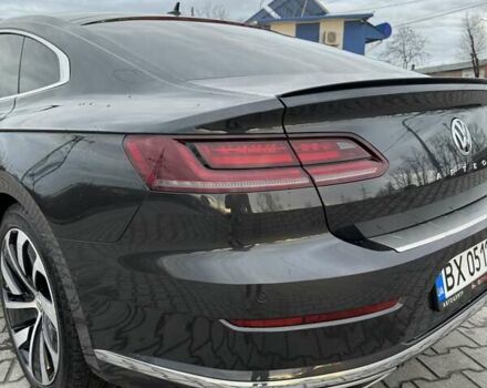 Серый Фольксваген Arteon, объемом двигателя 2 л и пробегом 119 тыс. км за 31950 $, фото 7 на Automoto.ua