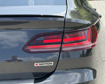 Серый Фольксваген Arteon, объемом двигателя 2 л и пробегом 158 тыс. км за 30450 $, фото 27 на Automoto.ua