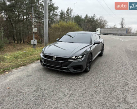 Серый Фольксваген Arteon, объемом двигателя 2 л и пробегом 142 тыс. км за 25900 $, фото 19 на Automoto.ua
