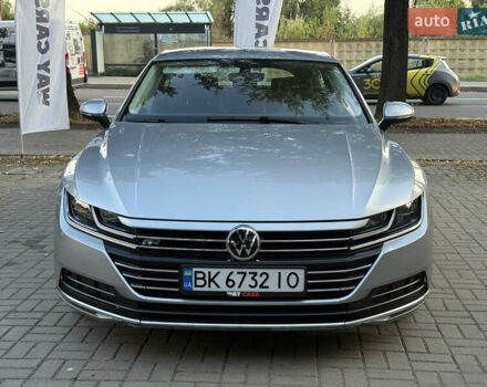 Серый Фольксваген Arteon, объемом двигателя 1.98 л и пробегом 44 тыс. км за 19000 $, фото 4 на Automoto.ua