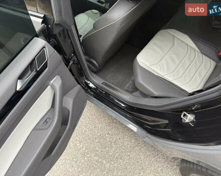 Серый Фольксваген Arteon, объемом двигателя 2 л и пробегом 142 тыс. км за 25900 $, фото 30 на Automoto.ua