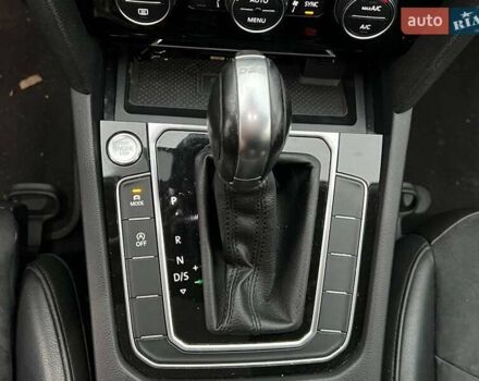 Фольксваген Arteon 2018 у Львові на Automoto.ua Сірий Фольксваген Arteon, об'ємом двигуна 2 л та пробігом 225 тис. км за 24990 $, фото 29 на Automoto.ua