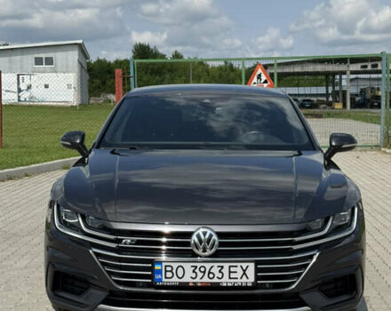 Серый Фольксваген Arteon, объемом двигателя 2 л и пробегом 158 тыс. км за 30450 $, фото 2 на Automoto.ua