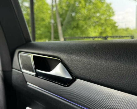 Серый Фольксваген Arteon, объемом двигателя 2 л и пробегом 158 тыс. км за 30450 $, фото 54 на Automoto.ua