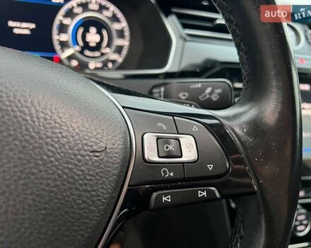 Фольксваген Arteon 2018 у Львові на Automoto.ua Сірий Фольксваген Arteon, об'ємом двигуна 2 л та пробігом 225 тис. км за 24990 $, фото 21 на Automoto.ua