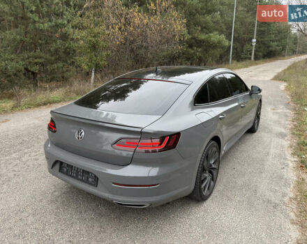 Серый Фольксваген Arteon, объемом двигателя 2 л и пробегом 142 тыс. км за 25900 $, фото 11 на Automoto.ua