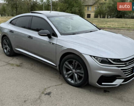 Серый Фольксваген Arteon, объемом двигателя 1.97 л и пробегом 127 тыс. км за 26100 $, фото 7 на Automoto.ua