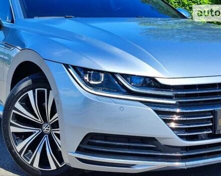 Серый Фольксваген Arteon, объемом двигателя 2 л и пробегом 117 тыс. км за 29990 $, фото 3 на Automoto.ua