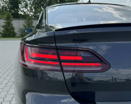 Серый Фольксваген Arteon, объемом двигателя 2 л и пробегом 158 тыс. км за 30450 $, фото 28 на Automoto.ua