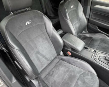 Серый Фольксваген Arteon, объемом двигателя 2 л и пробегом 125 тыс. км за 26300 $, фото 6 на Automoto.ua