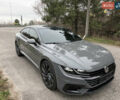 Серый Фольксваген Arteon, объемом двигателя 2 л и пробегом 142 тыс. км за 25900 $, фото 4 на Automoto.ua