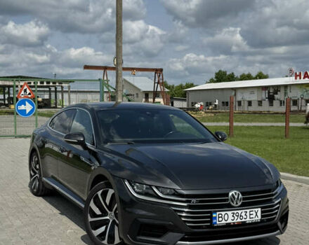 Серый Фольксваген Arteon, объемом двигателя 2 л и пробегом 158 тыс. км за 30450 $, фото 1 на Automoto.ua