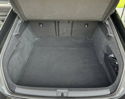 Серый Фольксваген Arteon, объемом двигателя 2 л и пробегом 158 тыс. км за 30450 $, фото 62 на Automoto.ua