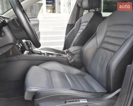 Серый Фольксваген Arteon, объемом двигателя 1.98 л и пробегом 108 тыс. км за 29000 $, фото 25 на Automoto.ua