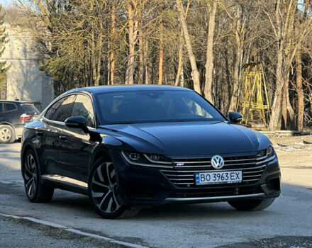 Серый Фольксваген Arteon, объемом двигателя 2 л и пробегом 158 тыс. км за 30450 $, фото 8 на Automoto.ua
