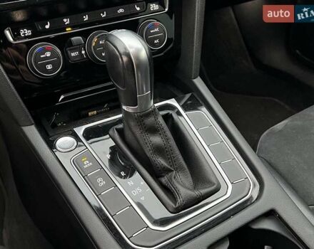 Фольксваген Arteon 2018 у Львові на Automoto.ua Сірий Фольксваген Arteon, об'ємом двигуна 2 л та пробігом 225 тис. км за 24990 $, фото 28 на Automoto.ua