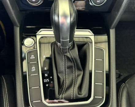 Серый Фольксваген Arteon, объемом двигателя 2 л и пробегом 158 тыс. км за 30450 $, фото 45 на Automoto.ua