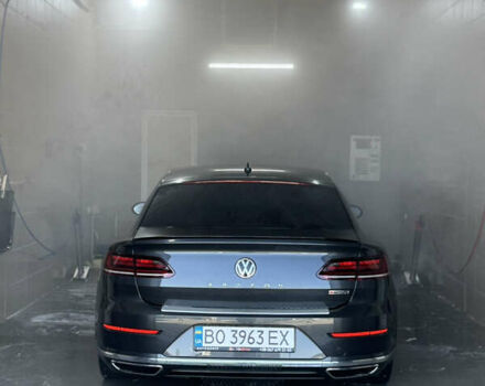 Серый Фольксваген Arteon, объемом двигателя 2 л и пробегом 158 тыс. км за 30450 $, фото 4 на Automoto.ua