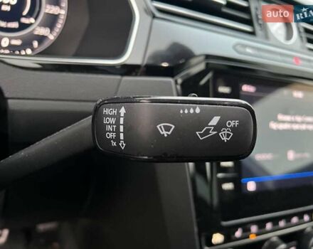 Фольксваген Arteon 2018 у Львові на Automoto.ua Сірий Фольксваген Arteon, об'ємом двигуна 2 л та пробігом 225 тис. км за 24990 $, фото 23 на Automoto.ua