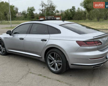Серый Фольксваген Arteon, объемом двигателя 2 л и пробегом 125 тыс. км за 26300 $, фото 3 на Automoto.ua