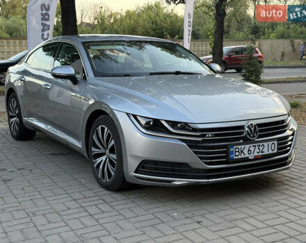 Серый Фольксваген Arteon, объемом двигателя 1.98 л и пробегом 44 тыс. км за 19000 $, фото 1 на Automoto.ua
