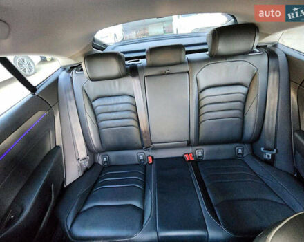 Сірий Фольксваген Arteon, об'ємом двигуна 2 л та пробігом 117 тис. км за 31500 $, фото 25 на Automoto.ua