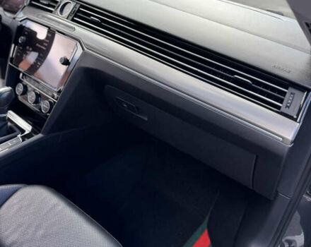 Серый Фольксваген Arteon, объемом двигателя 1.97 л и пробегом 73 тыс. км за 33200 $, фото 32 на Automoto.ua