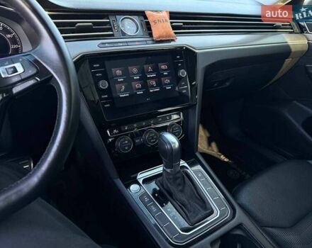 Фольксваген Arteon 2019 в Кривом Роге на Automoto.ua Серый Фольксваген Arteon, объемом двигателя 2 л и пробегом 123 тыс. км за 27800 $, фото 56 на Automoto.ua