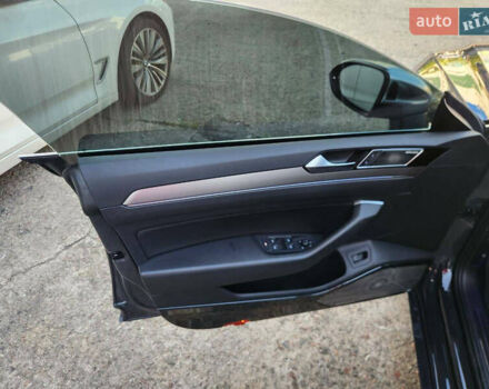 Сірий Фольксваген Arteon, об'ємом двигуна 2 л та пробігом 117 тис. км за 31500 $, фото 17 на Automoto.ua