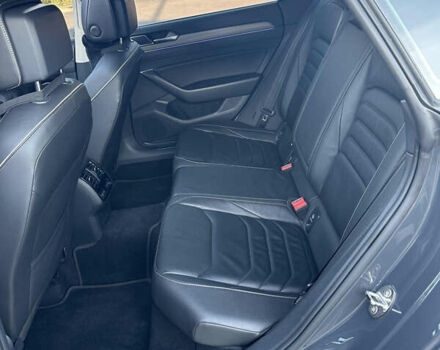 Серый Фольксваген Arteon, объемом двигателя 2 л и пробегом 140 тыс. км за 30000 $, фото 8 на Automoto.ua