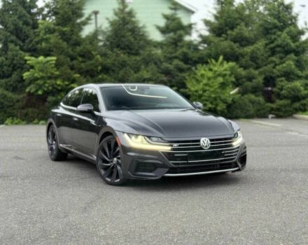 Серый Фольксваген Arteon, объемом двигателя 2 л и пробегом 60 тыс. км за 13200 $, фото 2 на Automoto.ua