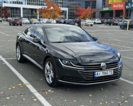 Серый Фольксваген Arteon, объемом двигателя 1.97 л и пробегом 73 тыс. км за 33200 $, фото 6 на Automoto.ua