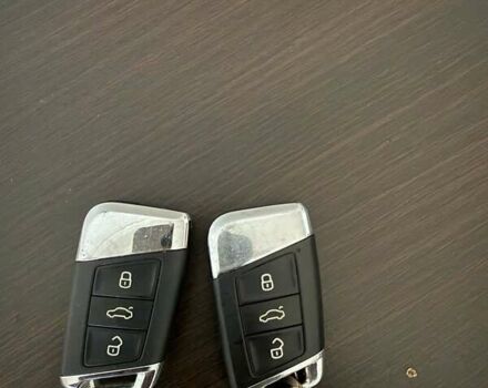 Серый Фольксваген Arteon, объемом двигателя 2 л и пробегом 39 тыс. км за 30000 $, фото 23 на Automoto.ua