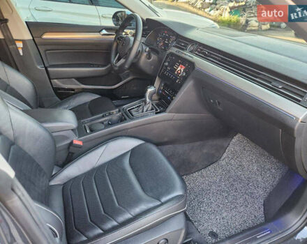 Сірий Фольксваген Arteon, об'ємом двигуна 2 л та пробігом 117 тис. км за 31500 $, фото 12 на Automoto.ua