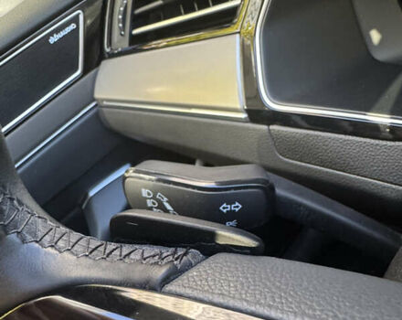 Серый Фольксваген Arteon, объемом двигателя 1.97 л и пробегом 73 тыс. км за 33200 $, фото 126 на Automoto.ua
