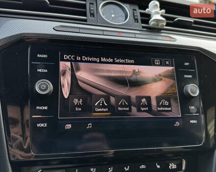 Сірий Фольксваген Arteon, об'ємом двигуна 1.98 л та пробігом 106 тис. км за 23500 $, фото 118 на Automoto.ua