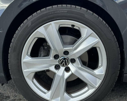 Серый Фольксваген Arteon, объемом двигателя 1.97 л и пробегом 73 тыс. км за 33200 $, фото 15 на Automoto.ua