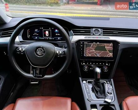 Серый Фольксваген Arteon, объемом двигателя 1.97 л и пробегом 28 тыс. км за 31900 $, фото 46 на Automoto.ua