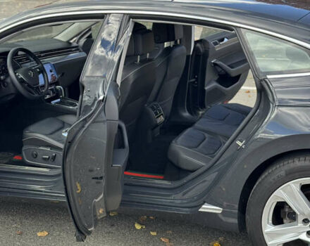 Серый Фольксваген Arteon, объемом двигателя 1.97 л и пробегом 73 тыс. км за 33200 $, фото 18 на Automoto.ua
