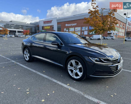 Серый Фольксваген Arteon, объемом двигателя 1.97 л и пробегом 73 тыс. км за 33200 $, фото 61 на Automoto.ua