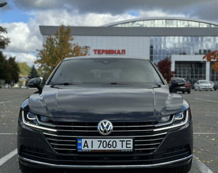 Серый Фольксваген Arteon, объемом двигателя 1.97 л и пробегом 73 тыс. км за 33200 $, фото 5 на Automoto.ua