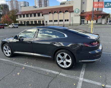 Серый Фольксваген Arteon, объемом двигателя 1.97 л и пробегом 73 тыс. км за 33200 $, фото 76 на Automoto.ua